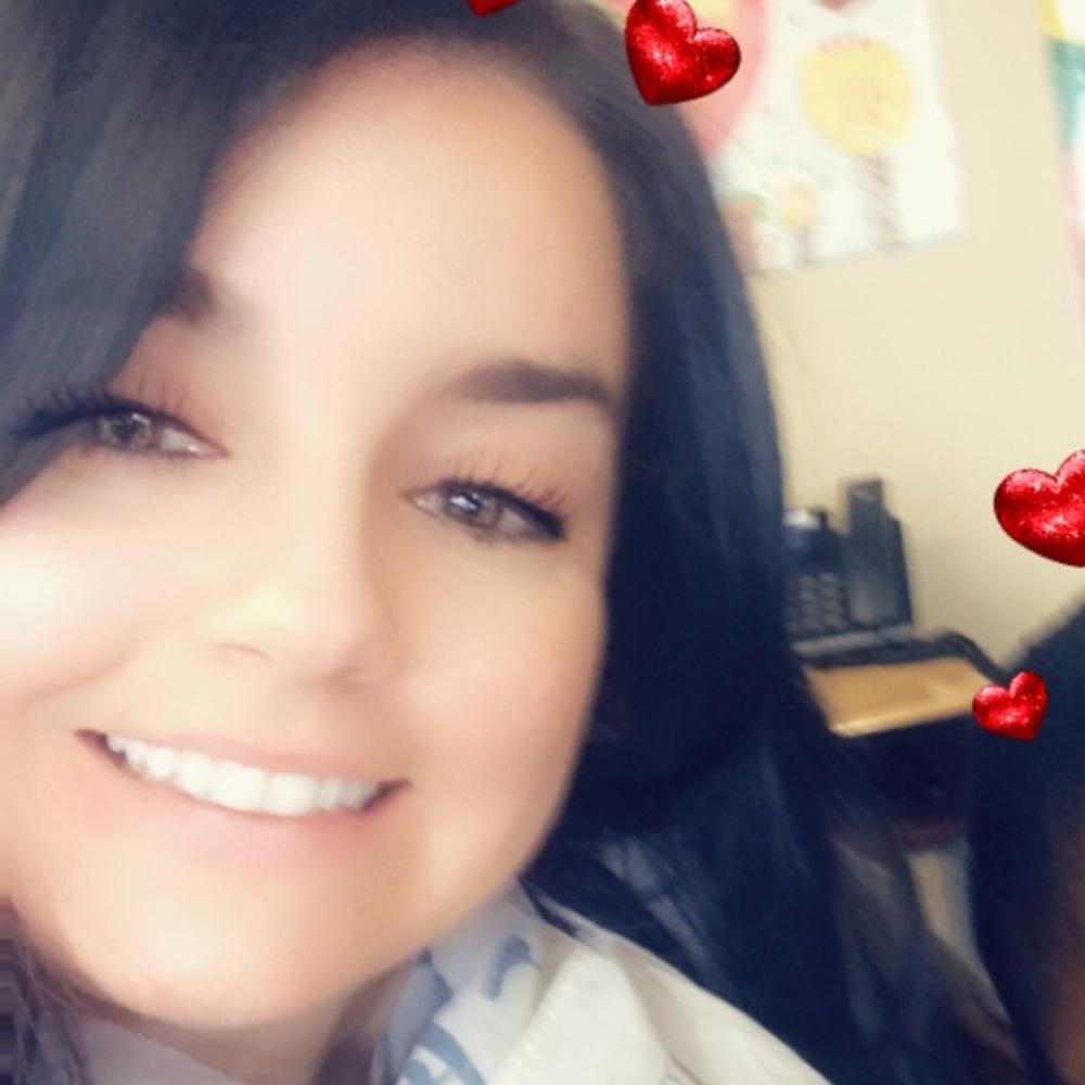 Meet your Posher, Kayla